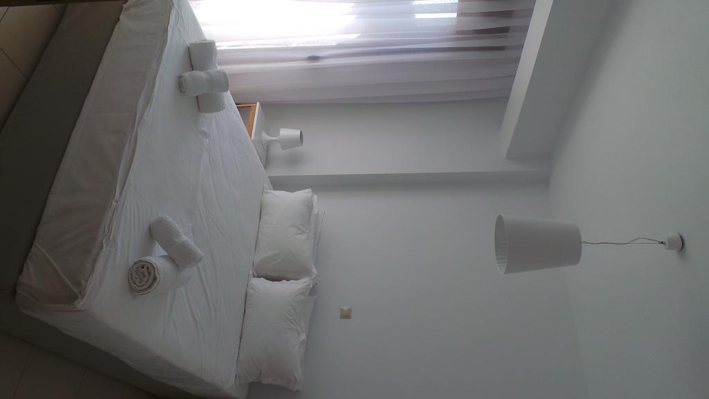 Niovi Boutique Apartments Afytos Quarto foto